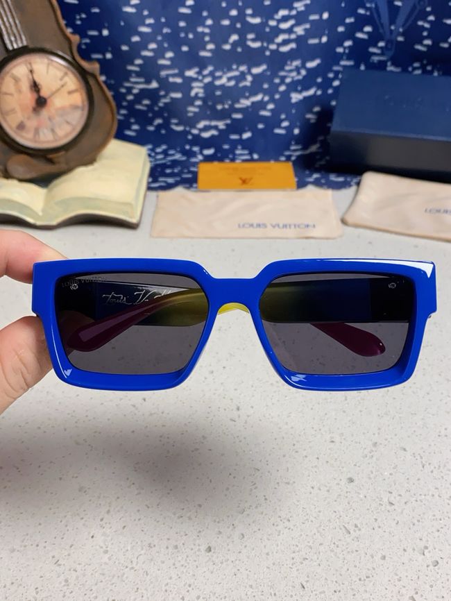 Louis Vuitton Sunglasses 821464-2 Louis Vuitton Sunglasses 821464-2