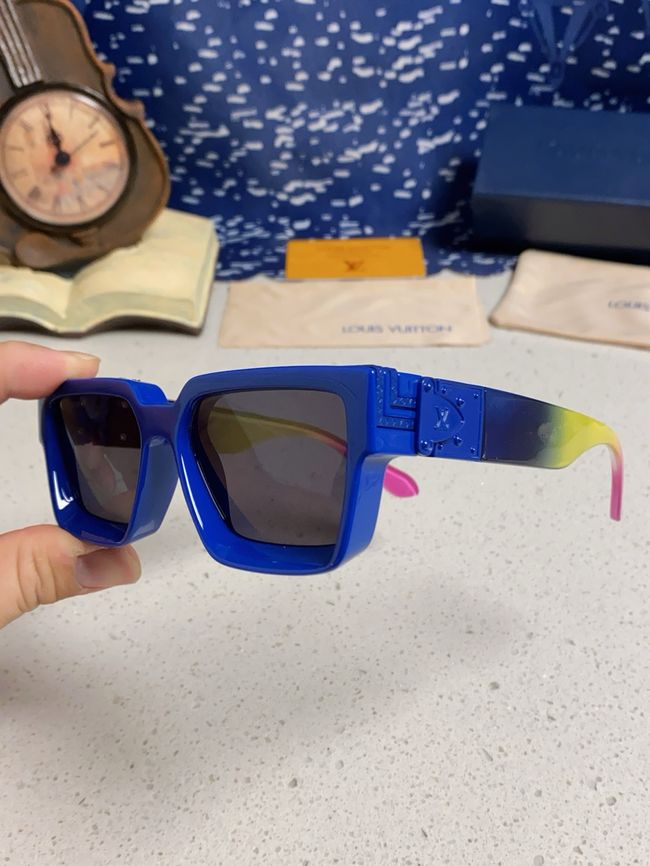 Louis Vuitton Sunglasses 821464-2 Louis Vuitton Sunglasses 821464-2