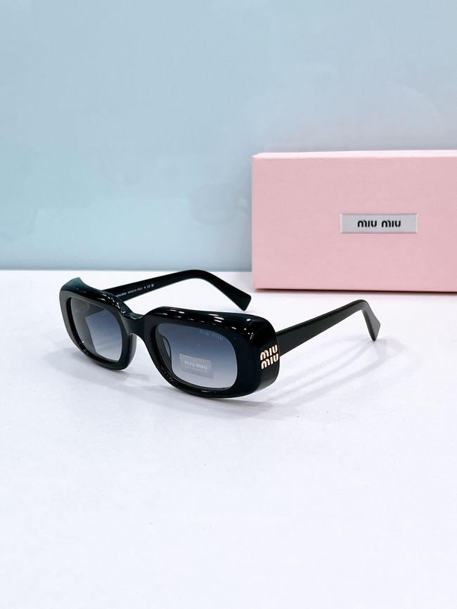 MiuMiu Sunglasses 821491-1