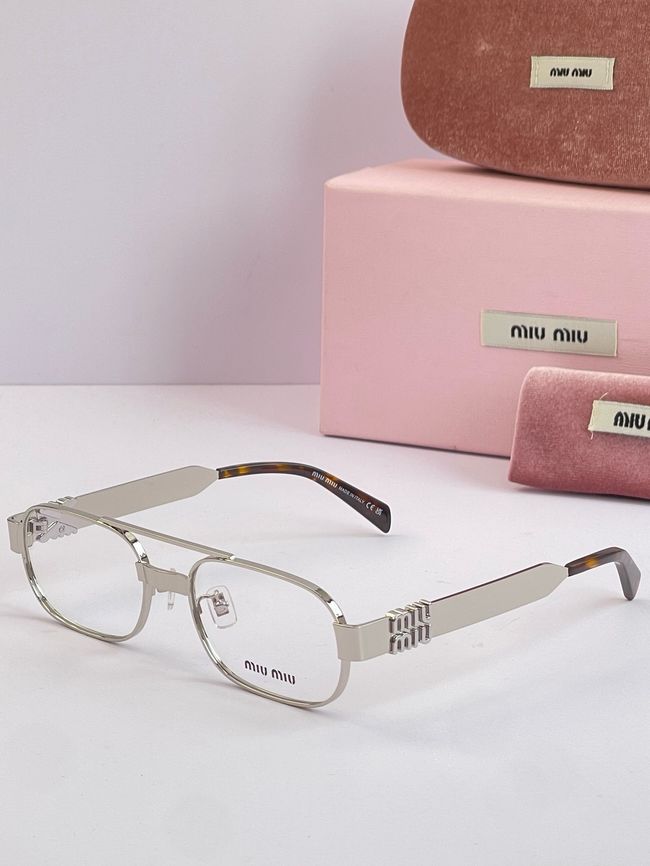 MiuMiu Sunglasses 821496-8