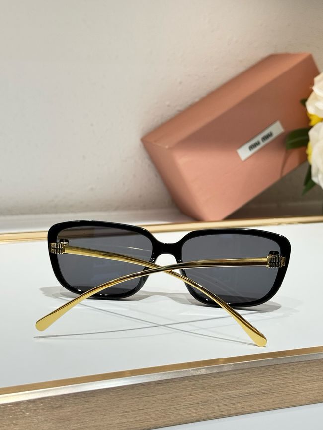 MiuMiu Sunglasses 821498-1 MiuMiu Sunglasses 821498-1