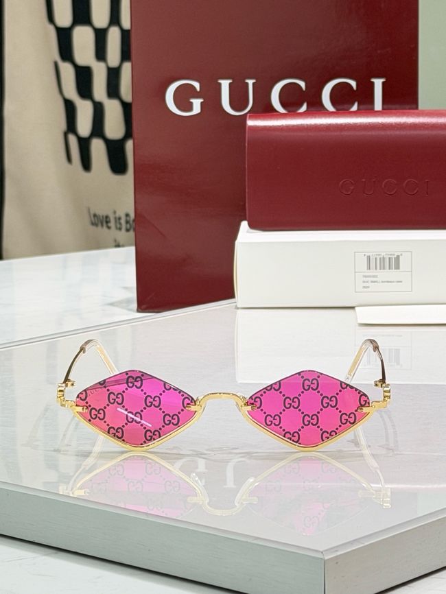 Gucci Sunglasses 821558-4 Gucci Sunglasses 821558-4