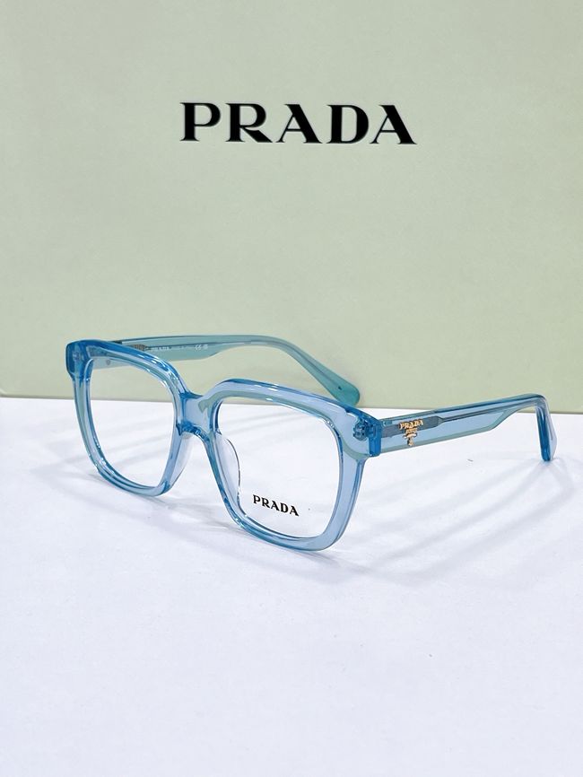 Prada Sunglasses 821610-4