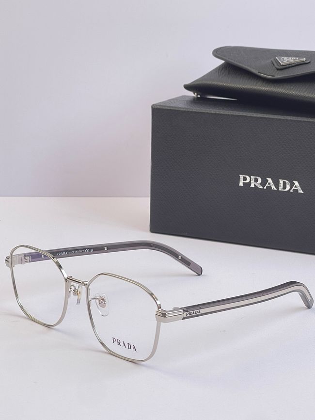 Prada Sunglasses 821614-8