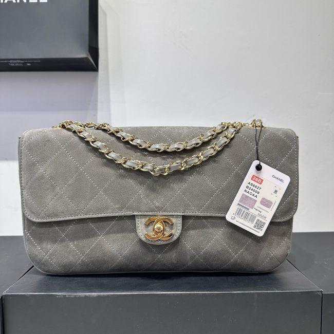 CHANEL Maxi Flapbag AS6281 GRAY CHANEL Maxi Flapbag AS6281 GRAY