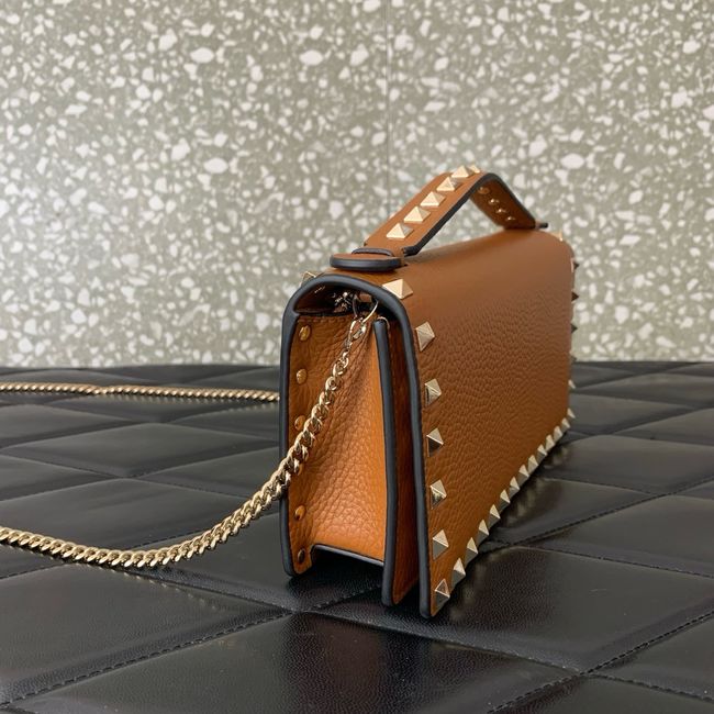 VALENTINO Rockstud calfskin chain bag SHI098 brown VALENTINO Rockstud calfskin chain bag SHI098 brown