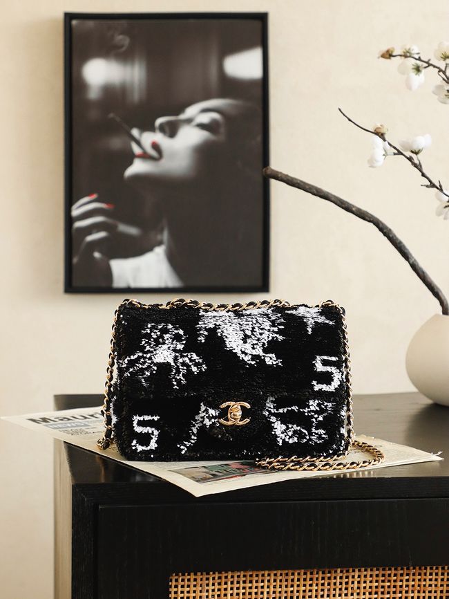 CHANEL SMALL FLAP BAG AS4561-2