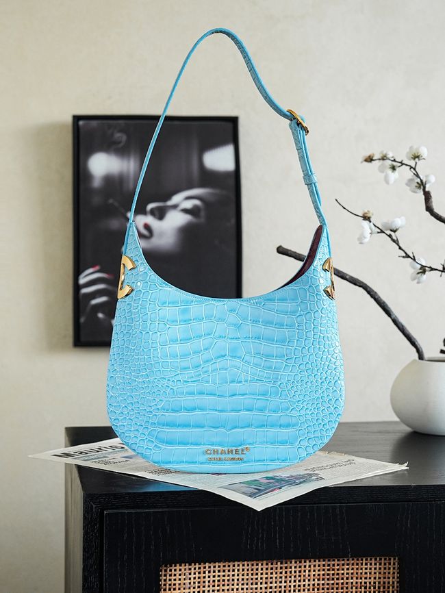 Chanel Crocodile Embossed Shoulder Bag 68011 blue Chanel Crocodile Embossed Shoulder Bag 68011 blue