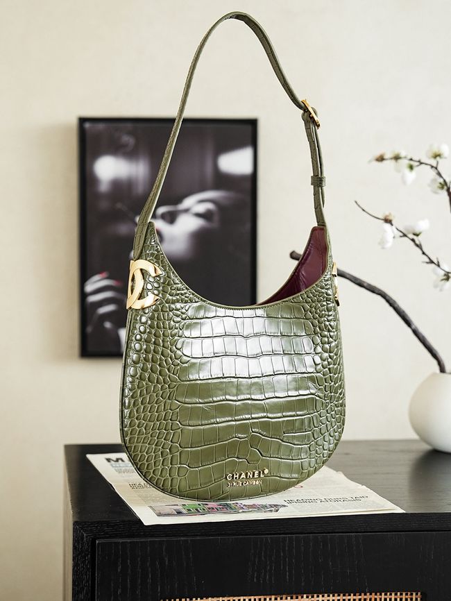 Chanel Shoulder Bags Crocodile Embossed 68011 green Chanel Shoulder Bags Crocodile Embossed 68011 green