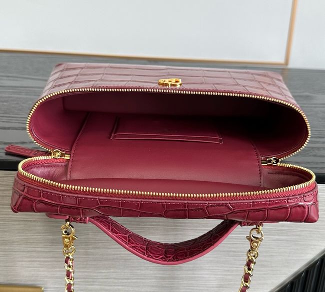 Chanel Vanity with Chain Crocodile Embossed AP5195 burgundy Chanel Vanity with Chain Crocodile Embossed AP5195 burgundy