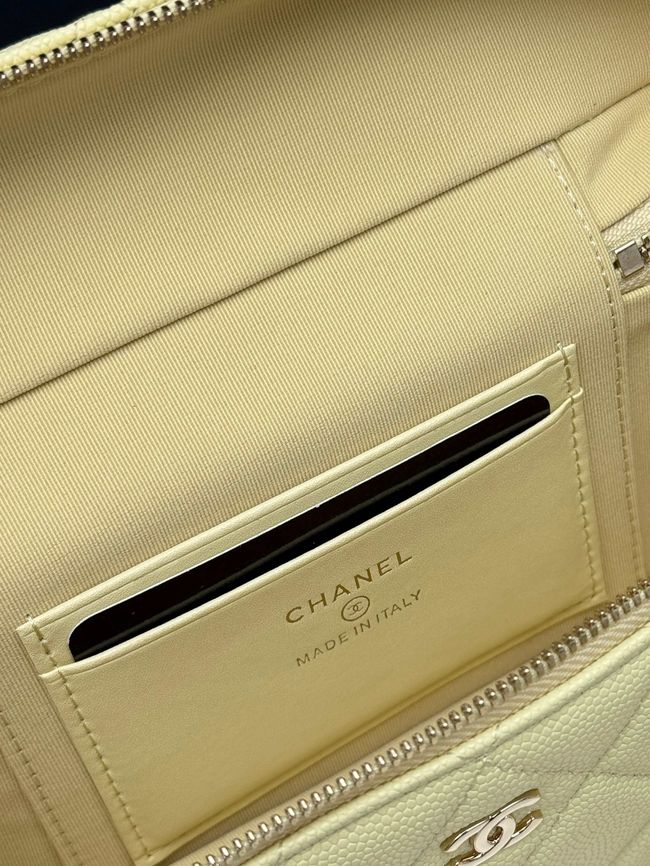 Chanel CLUTCH WITH CHAIN AP4385 yellow Chanel CLUTCH WITH CHAIN AP4385 yellow
