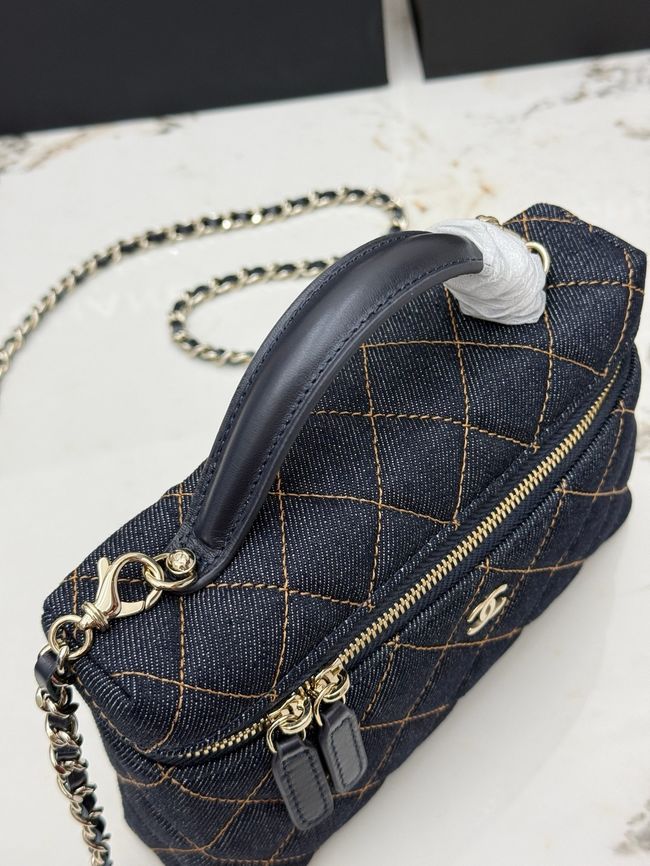 Chanel CLUTCH WITH CHAIN denim AP4385 Royal blue Chanel CLUTCH WITH CHAIN denim AP4385 Royal blue