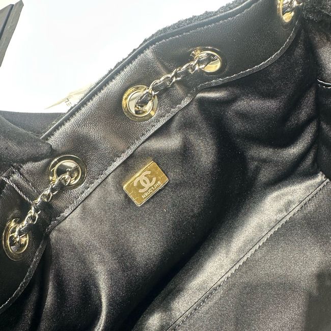 CHANEL 25 Mini Handbag Felt AS5631 black CHANEL 25 Mini Handbag Felt AS5631 black