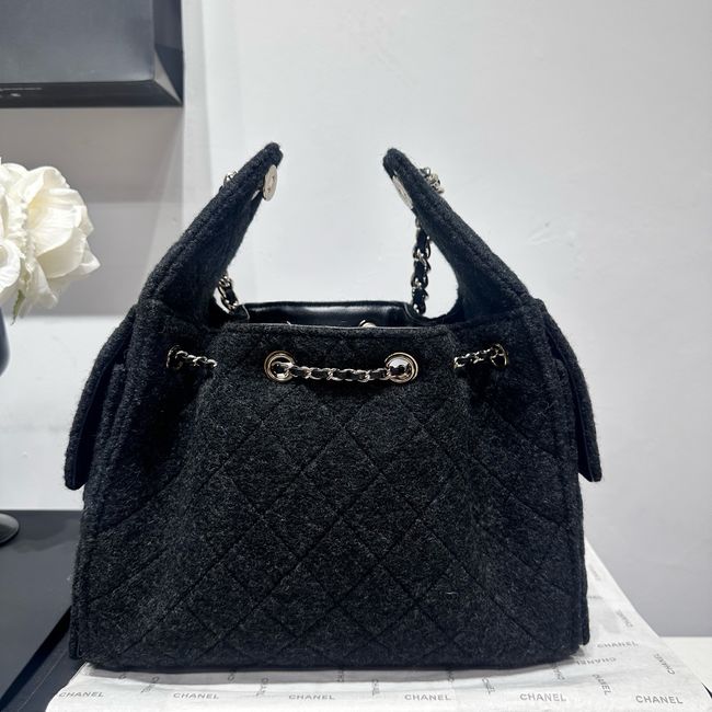 CHANEL 25 SMALL HANDBAG Felt AS5293 black CHANEL 25 SMALL HANDBAG Felt AS5293 black