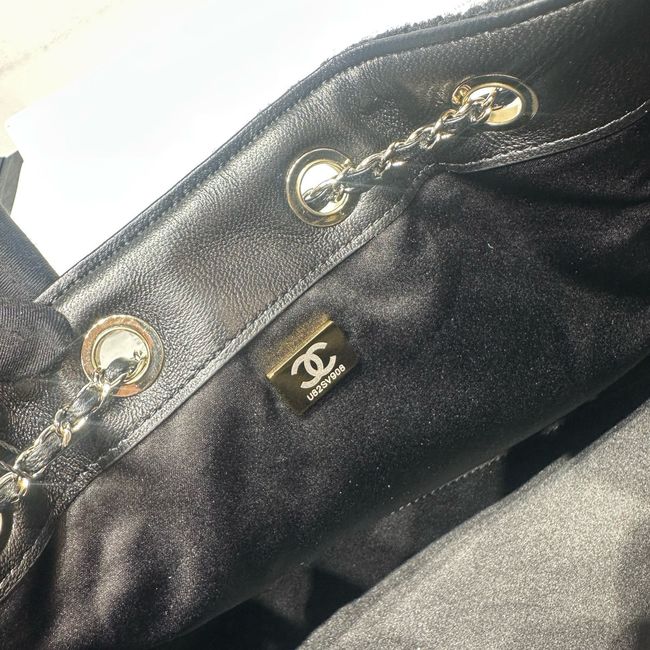 CHANEL 25 SMALL HANDBAG Felt AS5293 black CHANEL 25 SMALL HANDBAG Felt AS5293 black