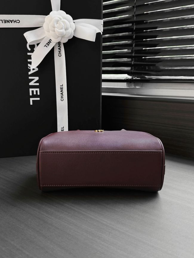 Chanel Clutch with Leather Strap AP5528 Burgundy Chanel Clutch with Leather Strap AP5528 Burgundy