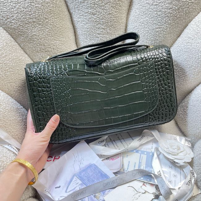 Chanel Crocodile Embossed Maxi Flap bag AS6231 green&gold-Tone Metal Chanel Crocodile Embossed Maxi Flap bag AS6231 green&gold-Tone Metal