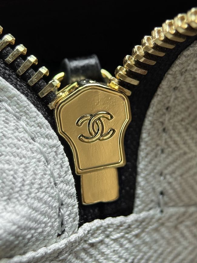 Chanel Lambskin Camera Case AS6443 black