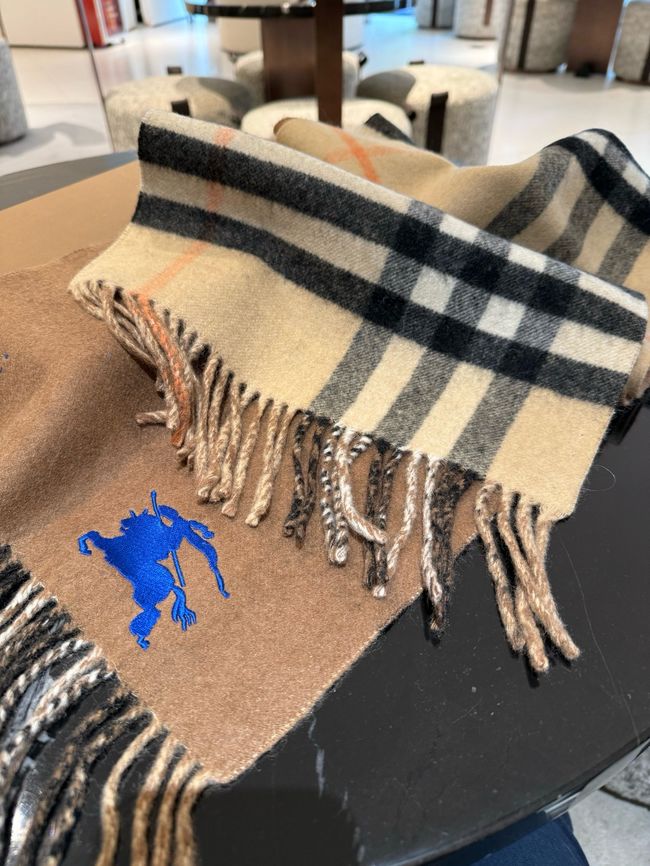 Burberry cashmere scarf BU0021-2 Burberry cashmere scarf BU0021-2