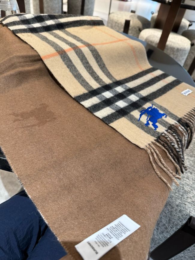 Burberry cashmere scarf BU0021-2 Burberry cashmere scarf BU0021-2