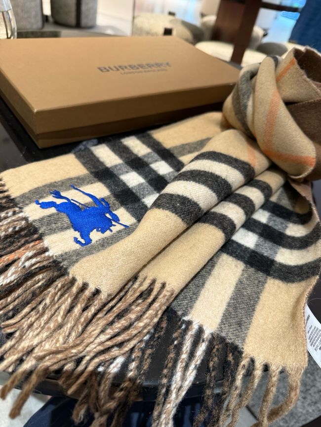 Burberry cashmere scarf BU0021-2 Burberry cashmere scarf BU0021-2