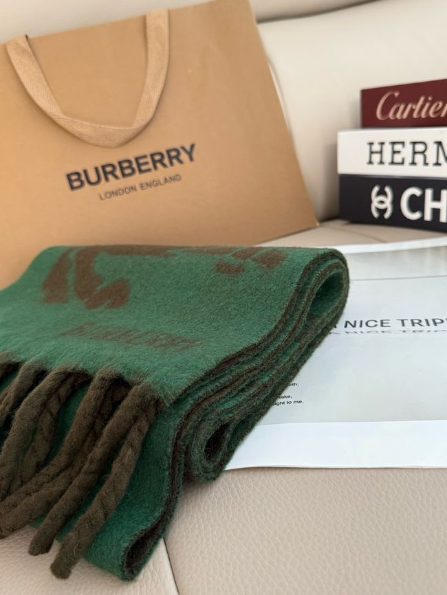 Burberry cashmere scarf BU0022-2 Burberry cashmere scarf BU0022-2
