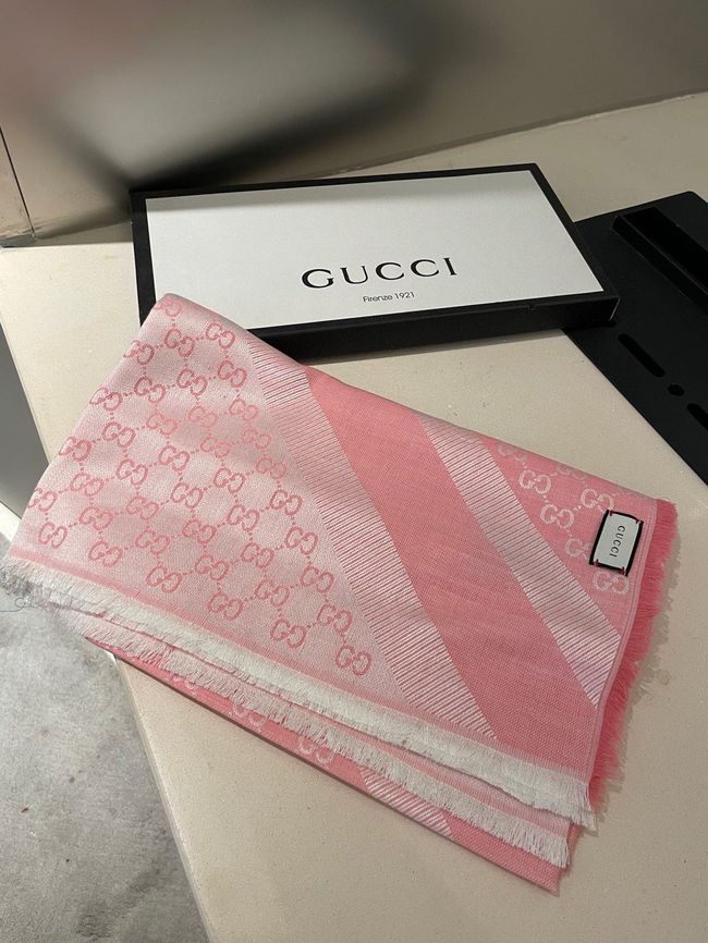 Gucci Shawl Wool Silk and Cotton 06389-4 Gucci Shawl Wool Silk and Cotton 06389-4
