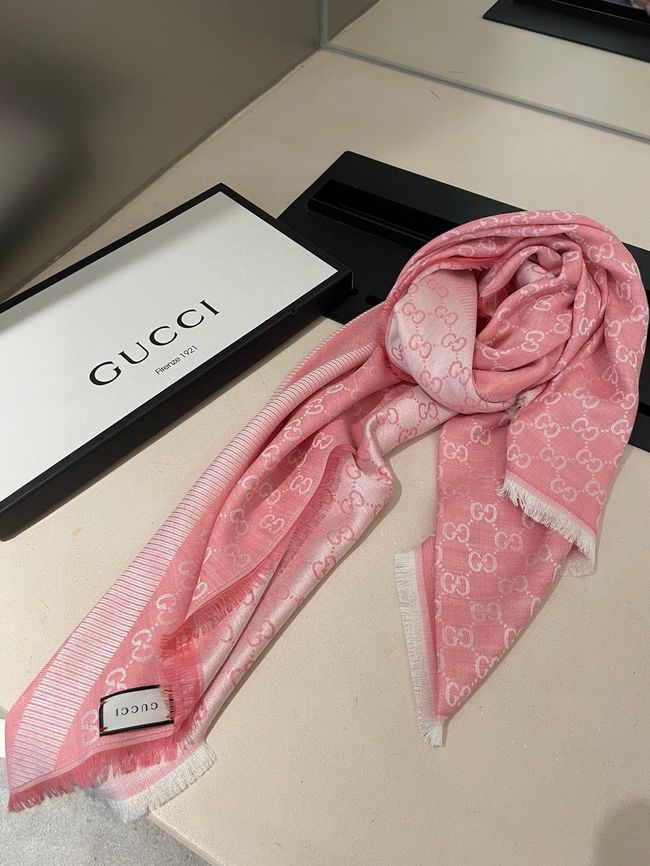 Gucci Shawl Wool Silk and Cotton 06389-4 Gucci Shawl Wool Silk and Cotton 06389-4