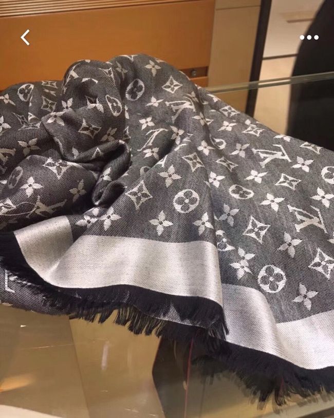 Louis Vuitton Monogram Shine Shawl M98772-3 Louis Vuitton Monogram Shine Shawl M98772-3