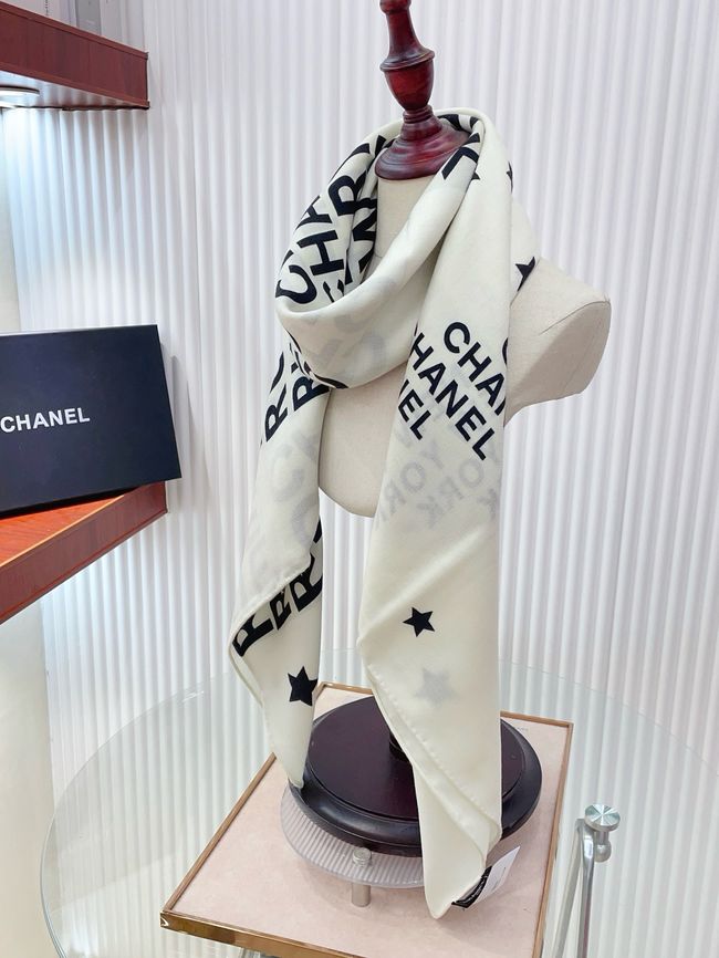 Chanel cashmere Shawl B25975-1 Chanel cashmere Shawl B25975-1