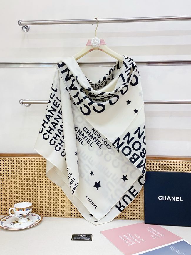 Chanel cashmere Shawl B25975-1 Chanel cashmere Shawl B25975-1