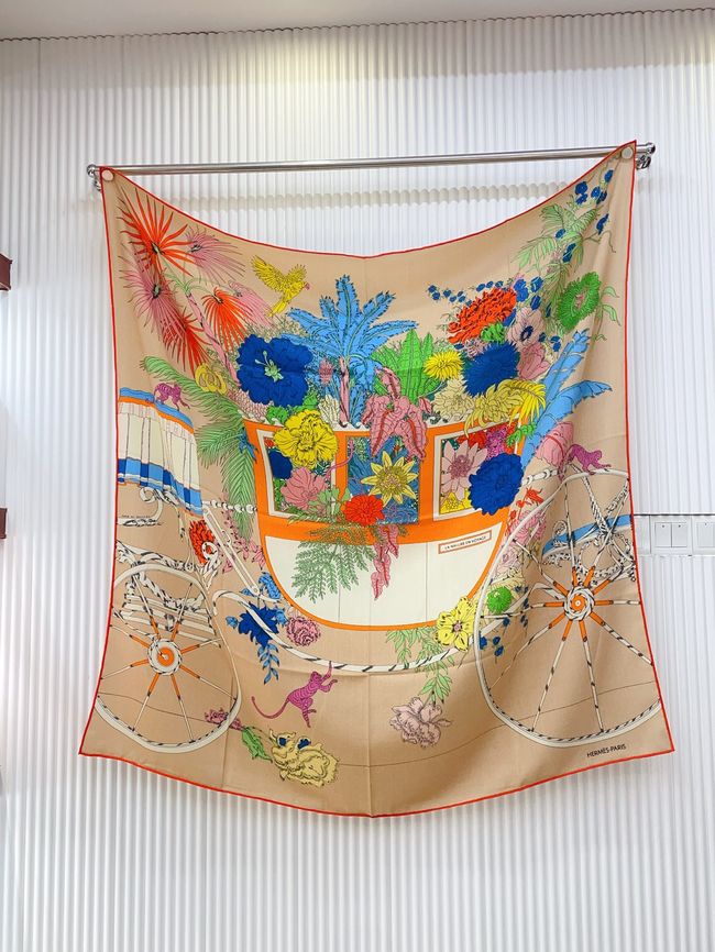 Hermes cashmere Shawl H24443-4 Hermes cashmere Shawl H24443-4