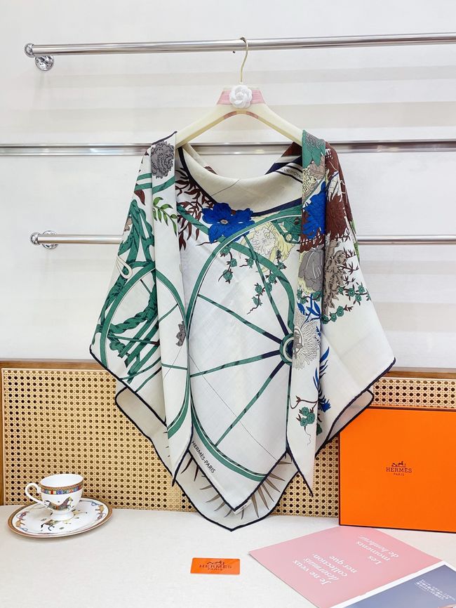 Hermes cashmere Shawl H24443-5 Hermes cashmere Shawl H24443-5