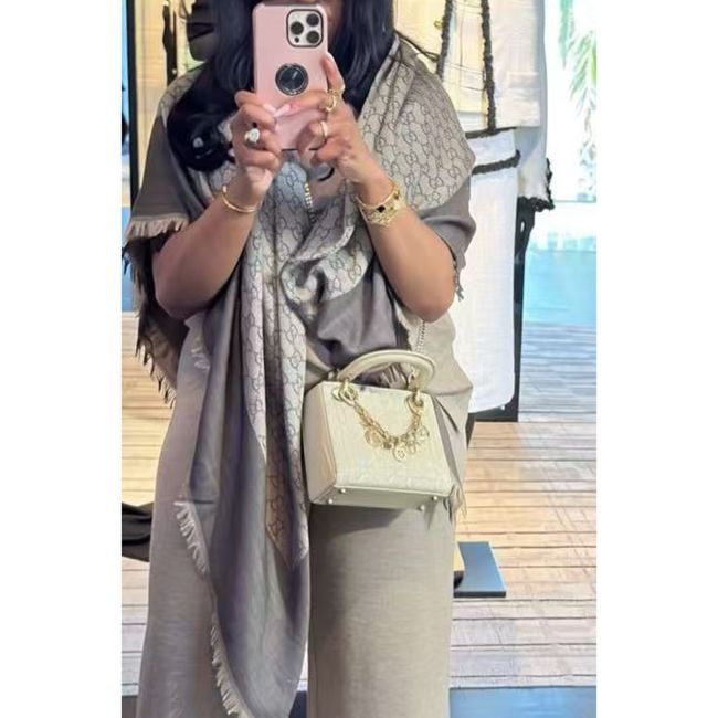 Gucci Printed GG wool silk shawl 873730-1