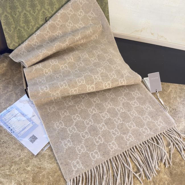 Gucci cashmere scarf 873731-1 Gucci cashmere scarf 873731-1