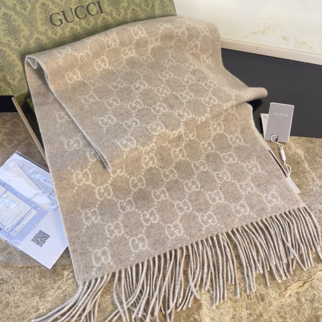 Gucci cashmere scarf 873731-1 Gucci cashmere scarf 873731-1