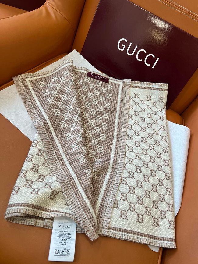 Gucci cashmere scarf 873732-5 Gucci cashmere scarf 873732-5