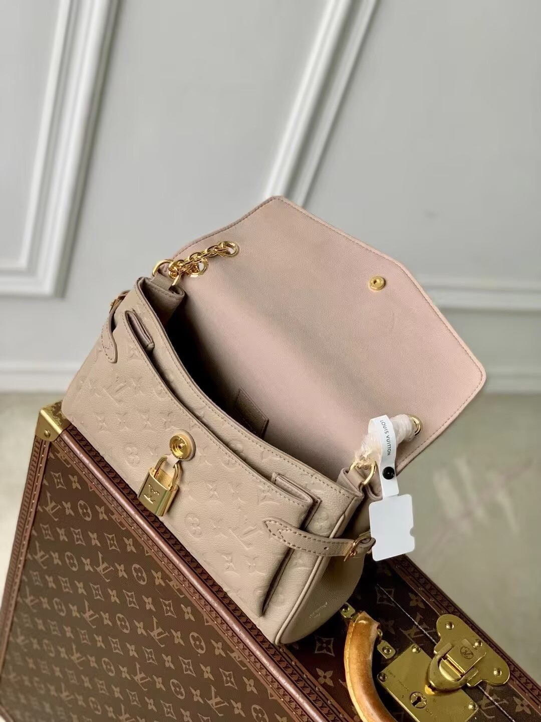 Louis Vuitton Original Leather Bag M6301 Beige Louis Vuitton Original Leather Bag M6301 Beige