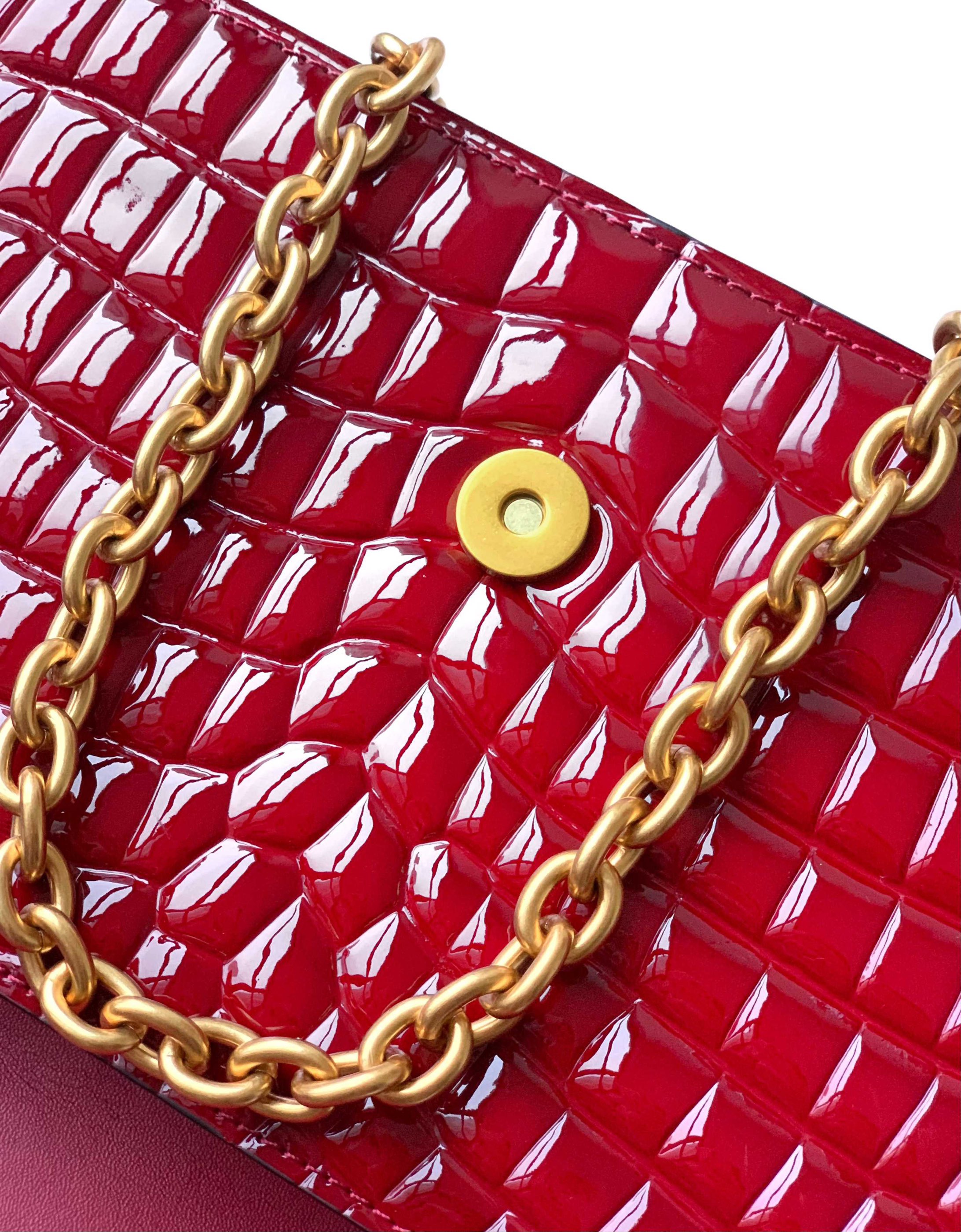 VALENTINO GARAVANI VAIN Original Leather Crocodile Embossed V50230 Burgundy VALENTINO GARAVANI VAIN Original Leather Crocodile Embossed V50230 Burgundy