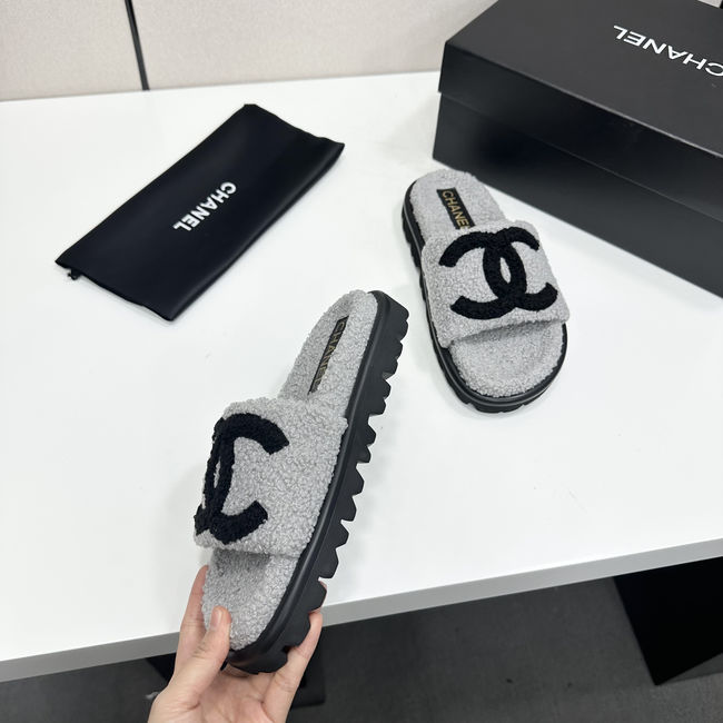 Chanel Mules 65292-7