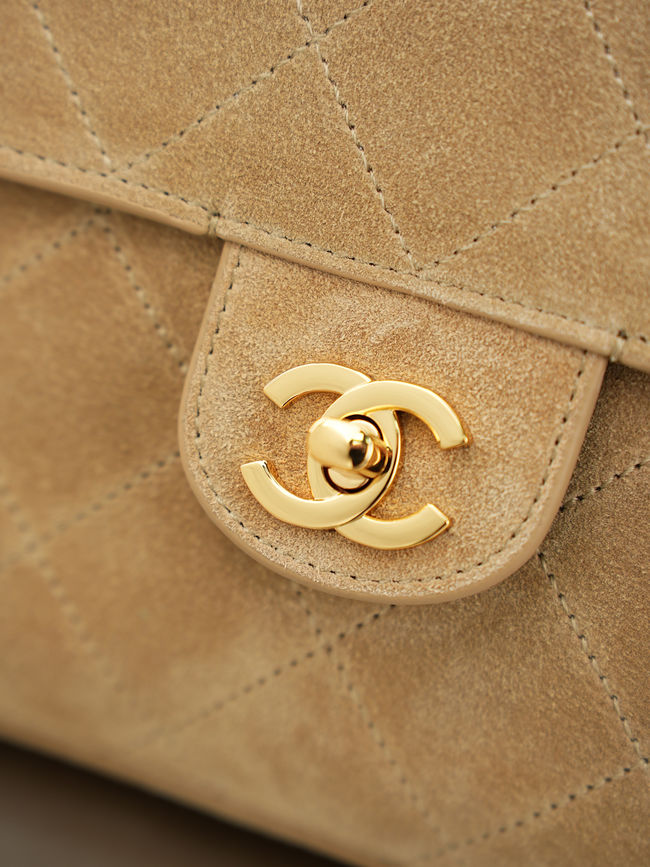 CHANEL Maxi Flapbag Suede Calfskin AS6233 apricot CHANEL Maxi Flapbag Suede Calfskin AS6233 apricot