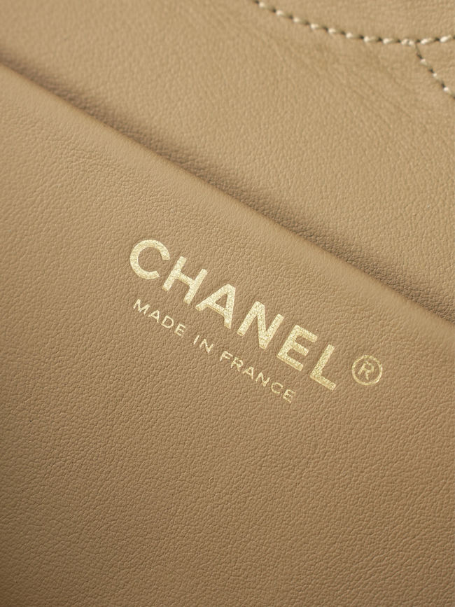 CHANEL Maxi Flapbag Suede Calfskin AS6233 apricot CHANEL Maxi Flapbag Suede Calfskin AS6233 apricot