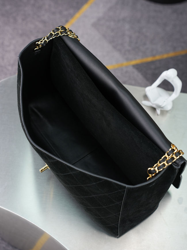 CHANEL Maxi Flapbag Suede Calfskin AS6233 black CHANEL Maxi Flapbag Suede Calfskin AS6233 black