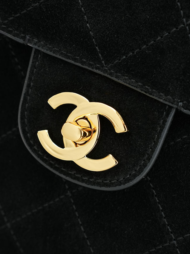 CHANEL Maxi Flapbag Suede Calfskin AS6233 black CHANEL Maxi Flapbag Suede Calfskin AS6233 black