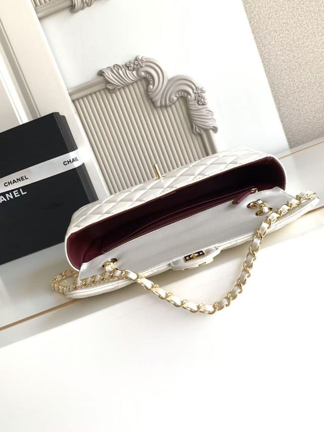 Chanel Flap Bag Lambskin AS6568 white Chanel Flap Bag Lambskin AS6568 white