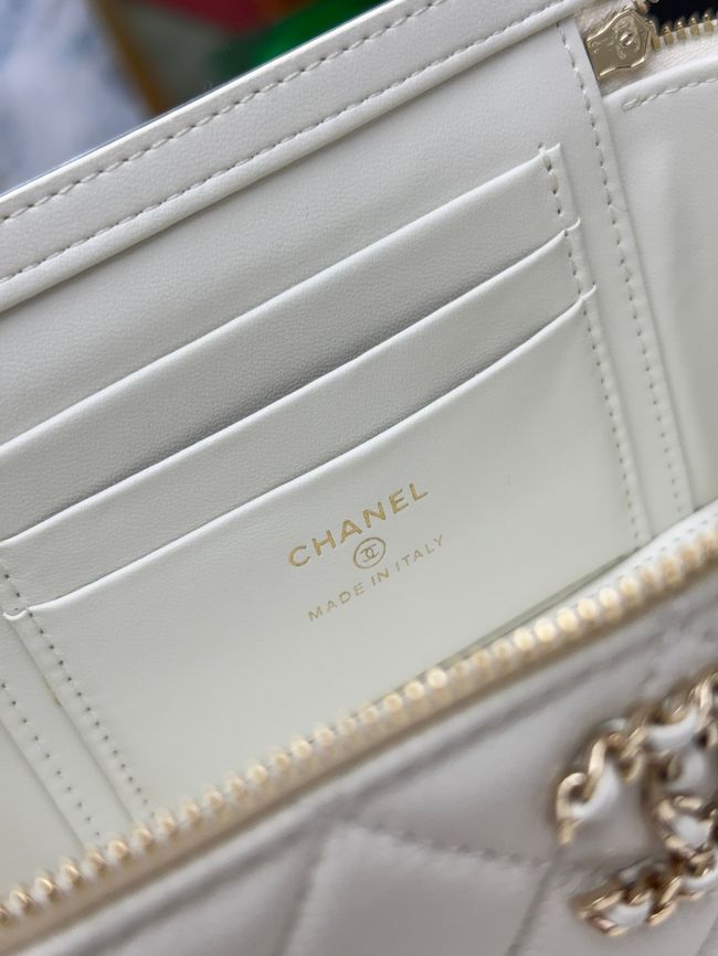 Chanel Vanity with Chain AP5182 white Chanel Vanity with Chain AP5182 white