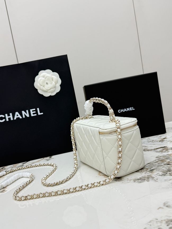 Chanel Vanity with Chain AP5182 white Chanel Vanity with Chain AP5182 white