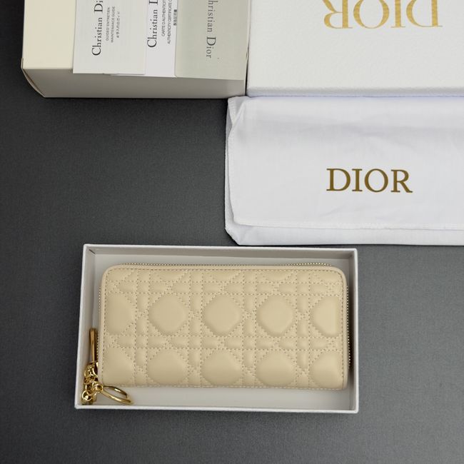 LADY DIOR LOTUS WALLET CANNAGE LAMBSKIN S0007 apricot