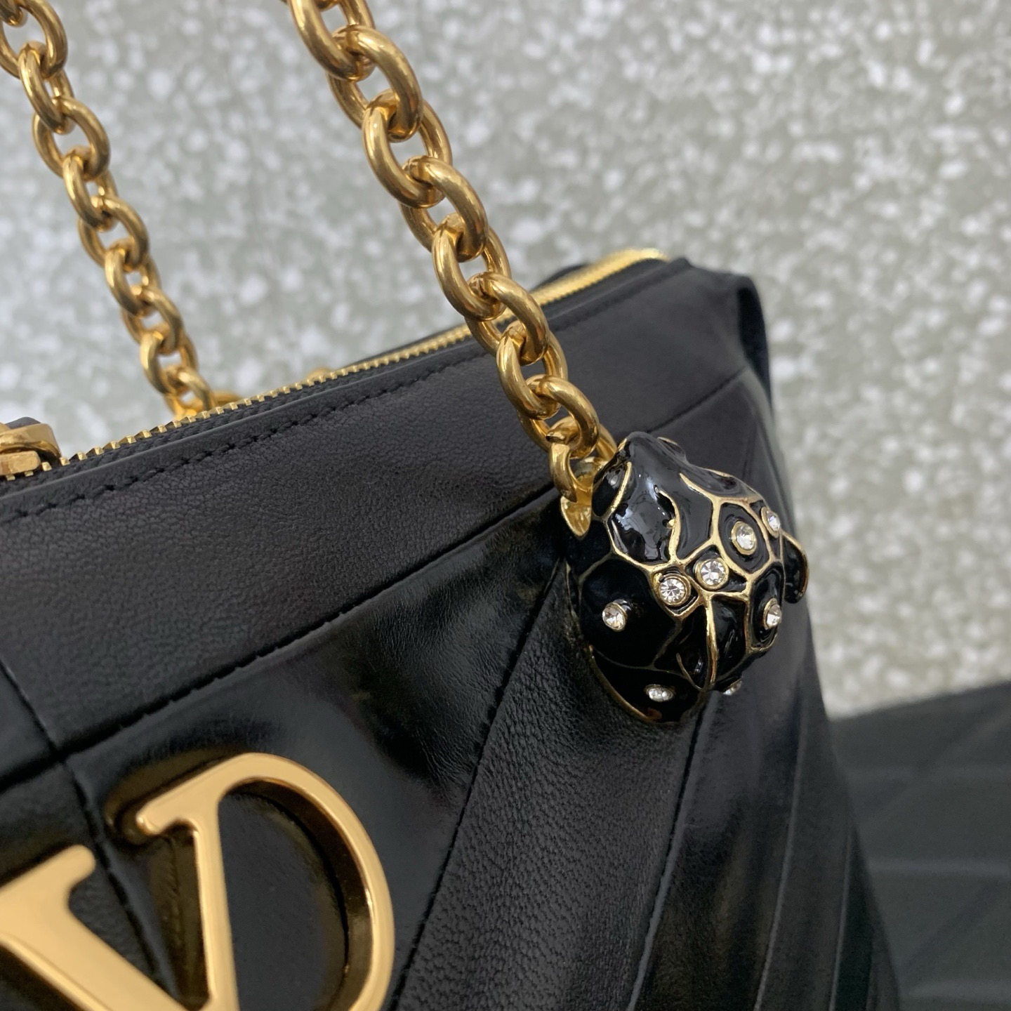 VALENTINO PANTHEA lambskin bag WB0S70 black VALENTINO PANTHEA lambskin bag WB0S70 black