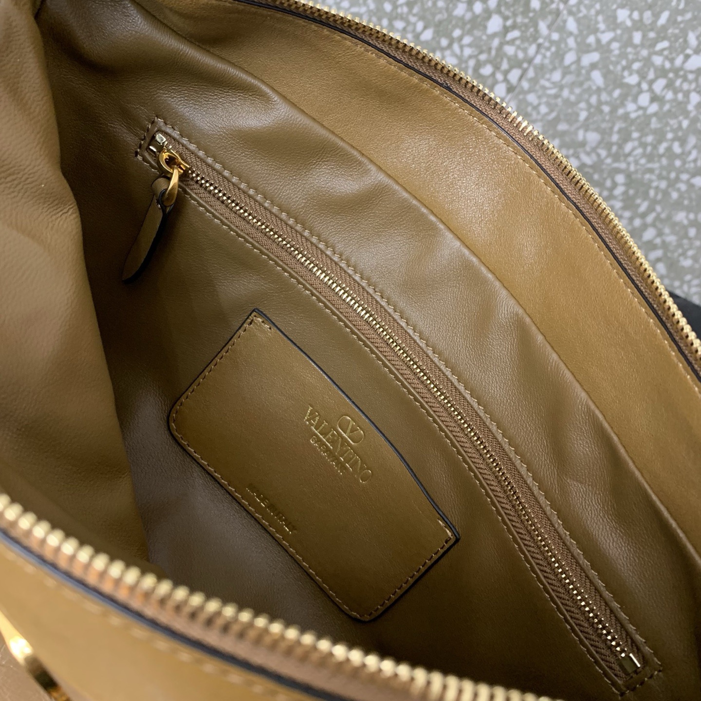 VALENTINO PANTHEA lambskin bag WB0S70 camel VALENTINO PANTHEA lambskin bag WB0S70 camel